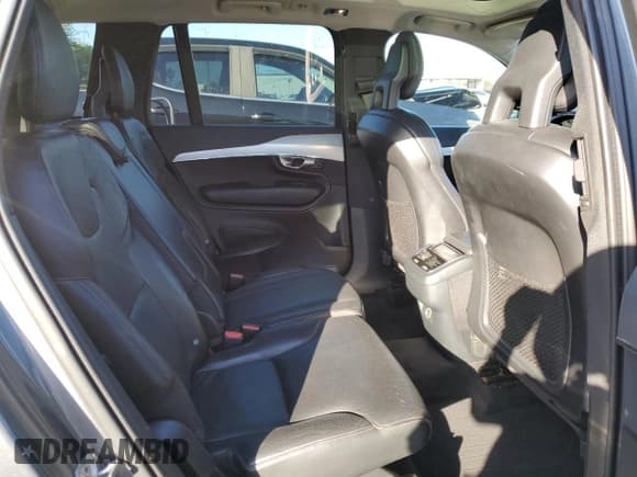 ✅ 2018 Volvo XC90 Momentum • VIN: YV4A22PK5J1321770 • Lot: 87240565. Listed on Copart with 180,632 mi. Free auction sales archive from the USA and detailed vehicle history report at DreamBid. Image 11.