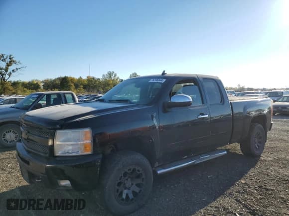 ✅ 2011 Chevrolet Silverado 1500 LTZ • VIN: 1GCRKTE38BZ139930 • Lot: 76206844. Listed on Copart with 221,314 mi. Free auction sales archive from the USA and detailed vehicle history report at DreamBid. Image 1.