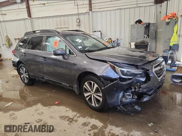 ✅ 2019 Subaru Outback Limited • VIN: 4S4BSENC0K3379856 • Лот: 84063985. Опубликован ранее на Copart с пробегом 113 672 миль. Бесплатный доступ к архиву аукционных продаж из США и подробный отчёт об истории автомобиля на DreamBid. Изображение 4.