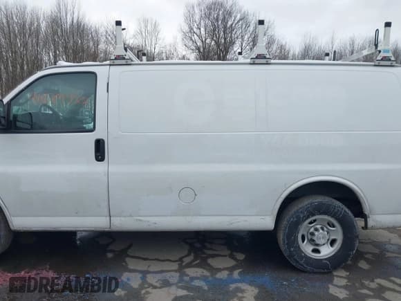 ✅ 2020 Chevrolet Express Cargo • VIN: 1GCZGGFG0L1169336 • Lot: 41569722. Listed on IAAI with 165,855 mi. Free auction sales archive from the USA and detailed vehicle history report at DreamBid. Image 14.