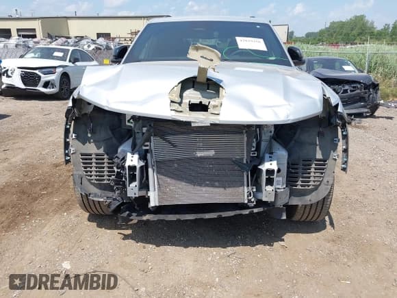 ✅ 2024 Jeep Grand Cherokee Altitude X • VIN: 1C4RJHAG1RC235176 • Lot: 42829358. Wystawiony na IAAI z przebiegiem 12 539 mil. Bezpłatny archiwum sprzedaży aukcyjnych z USA i szczegółowy raport historii pojazdu na DreamBid. Zdjęcie 6.