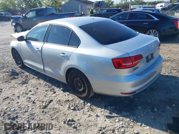 ✅ 2015 Volkswagen Jetta S • VIN: 3VW2K7AJ5FM324972 • Lot: 43074500. Listed on IAAI with 173,780 mi. Free auction sales archive from the USA and detailed vehicle history report at DreamBid. Image 3.