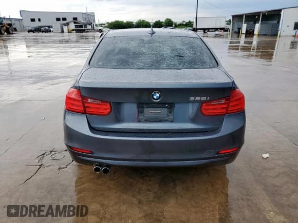 ✅ 2013 BMW 3 Series 328i • VIN: WBA3A5G53DNP19533 • Lot: 55752525. Listed on Copart with 92,472 mi. Free auction sales archive from the USA and detailed vehicle history report at DreamBid. Image 6.