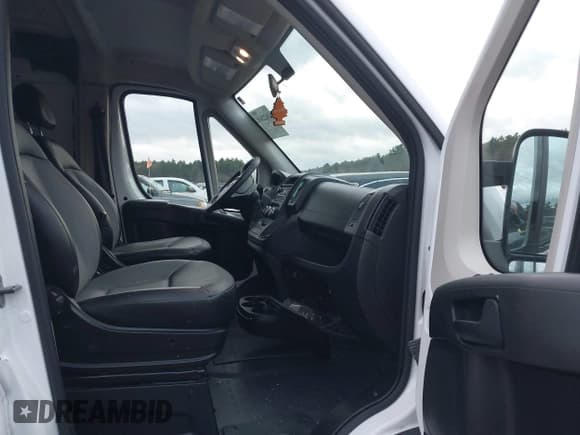 ✅ 2016 Ram ProMaster Cargo • VIN: 3C6TRVAG7GE108684 • Lot: 43622830. Listed on IAAI with 139,496 mi. Free auction sales archive from the USA and detailed vehicle history report at DreamBid. Image 5.