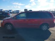 ✅ 2009 Chrysler Town & Country Touring • VIN: 2A8HR54149R524725 • Лот: 43459082. Опубликован ранее на IAAI с пробегом 283 984 миль. Бесплатный доступ к архиву аукционных продаж из США и подробный отчёт об истории автомобиля на DreamBid. Изображение 14.