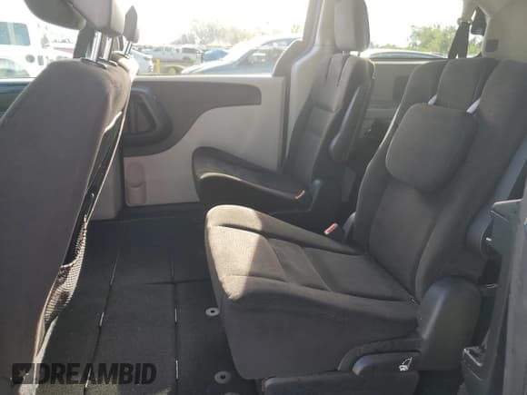✅ 2014 Dodge Grand Caravan SXT • VIN: 2C4RDGCG8ER347747 • Lot: 81334575. Listed on Copart with Not provided. Free auction sales archive from the USA and detailed vehicle history report at DreamBid. Image 11.