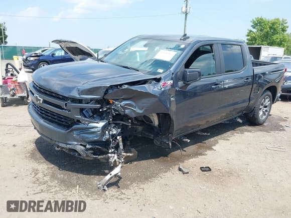✅ 2022 Chevrolet Silverado 1500 RST • VIN: 1GCUYEED9NZ147620 • Лот: 42581312. Опубликован ранее на IAAI с пробегом 71 692 миль. Бесплатный доступ к архиву аукционных продаж из США и подробный отчёт об истории автомобиля на DreamBid. Изображение 2.