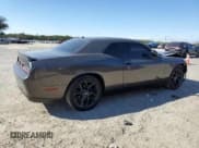 ✅ 2020 Dodge Challenger SXT • VIN: 2C3CDZAG6LH125560 • Lot: 39456003. Wystawiony na Copart z przebiegiem 51 289 mil. Bezpłatny archiwum sprzedaży aukcyjnych z USA i szczegółowy raport historii pojazdu na DreamBid. Zdjęcie 3.