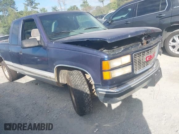 ✅ 1995 GMC Sierra 1500 • VIN: 2GTEC19K2S1553540 • Lot: 43313365. Wystawiony na IAAI z przebiegiem 275 089 mil. Bezpłatny archiwum sprzedaży aukcyjnych z USA i szczegółowy raport historii pojazdu na DreamBid. Zdjęcie 1.