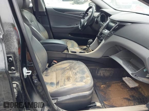 ✅ 2014 Hyundai Sonata Limited • VIN: KMHEC4A48EA111009 • Lot: 41934525. Wystawiony na IAAI z przebiegiem Nie podano. Bezpłatny archiwum sprzedaży aukcyjnych z USA i szczegółowy raport historii pojazdu na DreamBid. Zdjęcie 5.