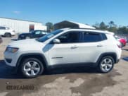 ✅ 2020 Jeep Compass Latitude • VIN: 3C4NJCBB1LT108444 • Lot: 43425256. Wystawiony na IAAI z przebiegiem 140 799 mil. Bezpłatny archiwum sprzedaży aukcyjnych z USA i szczegółowy raport historii pojazdu na DreamBid. Zdjęcie 14.