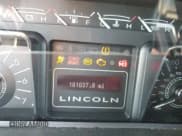 ✅ 2008 Lincoln Navigator • VIN: 5LMFL28538LJ19922 • Lot: 71944335. Listed on Copart with 181,037 mi. Free auction sales archive from the USA and detailed vehicle history report at DreamBid. Image 9.