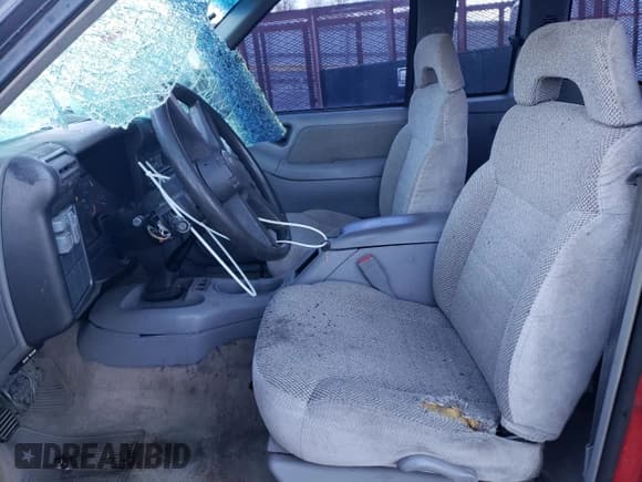 ✅ 1994 Chevrolet S-10 LS • VIN: 1GCCS19Z0RK154191 • Лот: 84420644. Опубликован ранее на Copart с пробегом 200 142 миль. Бесплатный доступ к архиву аукционных продаж из США и подробный отчёт об истории автомобиля на DreamBid. Изображение 7.