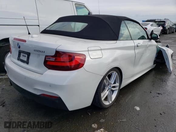 ✅ 2015 BMW 2 Series 228i • VIN: WBA1K5C59FV242748 • Lot: 36973793. Wystawiony na Copart z przebiegiem 50 602 mil. Bezpłatny archiwum sprzedaży aukcyjnych z USA i szczegółowy raport historii pojazdu na DreamBid. Zdjęcie 3.