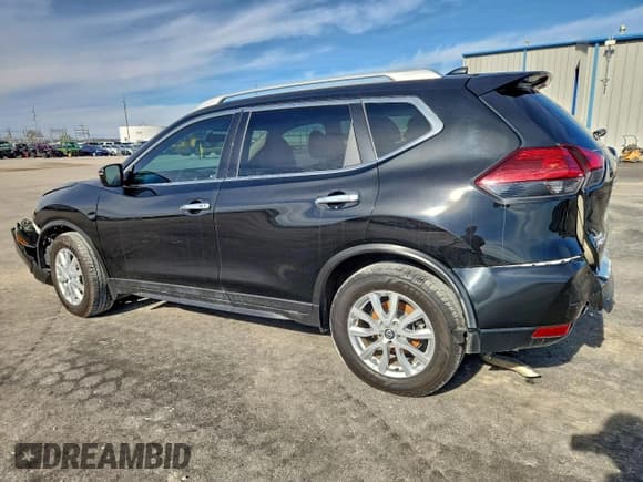 ✅ 2017 Nissan Rogue SV • VIN: 5N1AT2MT6HC888948 • Лот: 94934435. Опубликован ранее на Copart с пробегом 124 404 миль. Бесплатный доступ к архиву аукционных продаж из США и подробный отчёт об истории автомобиля на DreamBid. Изображение 2.