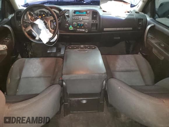 ✅ 2014 Chevrolet Silverado 2500HD LT • VIN: 1GC1KXCG0EF145270 • Лот: 51849045. Опубликован ранее на Copart с пробегом 237 734 миль. Бесплатный доступ к архиву аукционных продаж из США и подробный отчёт об истории автомобиля на DreamBid. Изображение 8.