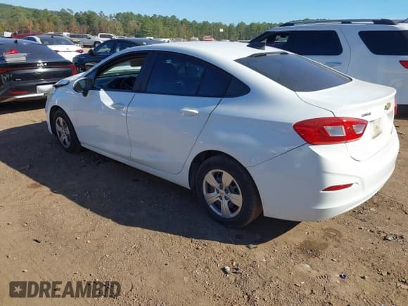 ✅ 2017 Chevrolet Cruze LS • VIN: 1G1BC5SMXH7230007 • Lot: 43562583. Listed on IAAI with 170,264 mi. Free auction sales archive from the USA and detailed vehicle history report at DreamBid. Image 3.
