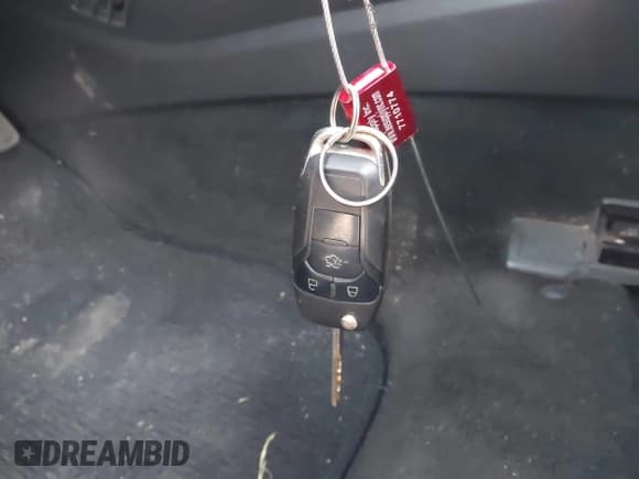 ✅ 2013 Ford Fusion SE • VIN: 3FA6P0HR8DR326813 • Лот: 43764337. Опубликован ранее на IAAI с пробегом 259 727 миль. Бесплатный доступ к архиву аукционных продаж из США и подробный отчёт об истории автомобиля на DreamBid. Изображение 11.