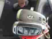 2019 Hyundai Veloster Turbo z VIN KMHTH6AB3KU020159, wystawiony jako IAAI lot #41954737 z przebiegiem 152 070 mil mil oraz . Historia ofert i sprzedaży dostępna na DreamBid. Obrazek 11.