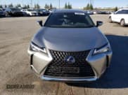 ✅ 2020 Lexus UX 250h • VIN: JTHP9JBH4L2021390 • Lot: 40496333. Wystawiony na Copart z przebiegiem 20 694 mil. Bezpłatny archiwum sprzedaży aukcyjnych z USA i szczegółowy raport historii pojazdu na DreamBid. Zdjęcie 5.
