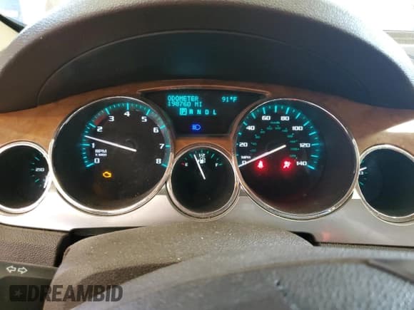 ✅ 2008 Buick Enclave CX • VIN: 5GAEV13788J207037 • Lot: 63502325. Listed on Copart with 198,760 mi. Free auction sales archive from the USA and detailed vehicle history report at DreamBid. Image 9.