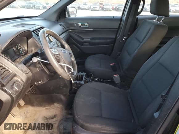 ✅ 2016 Ford Police Interceptor Utility • VIN: 1FM5K8AR0GGA28891 • Lot: 48029425. Listed on Copart with 83,772 mi. Free auction sales archive from the USA and detailed vehicle history report at DreamBid. Image 7.