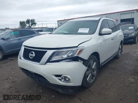 ✅ 2014 Nissan Pathfinder SV • VIN: 5N1AR2MM3EC622483 • Лот: 43541061. Опубликован ранее на IAAI с пробегом 196 021 миль. Бесплатный доступ к архиву аукционных продаж из США и подробный отчёт об истории автомобиля на DreamBid. Изображение 6.