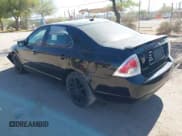 ✅ 2007 Ford Fusion SE • VIN: 3FAHP07Z57R278153 • Lot: 42172821. Wystawiony na IAAI z przebiegiem 203 339 mil. Bezpłatny archiwum sprzedaży aukcyjnych z USA i szczegółowy raport historii pojazdu na DreamBid. Zdjęcie 3.