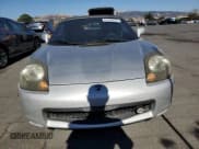 ✅ 2000 Toyota MR2 • VIN: JTDFR3203Y0012749 • Лот: 67755424. Опубликован ранее на Copart с пробегом 160 195 миль. Бесплатный доступ к архиву аукционных продаж из США и подробный отчёт об истории автомобиля на DreamBid. Изображение 5.