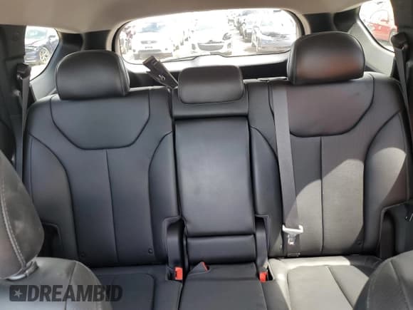 ✅ 2023 Hyundai Santa Fe XRT • VIN: 5NMS6DAJXPH517208 • Lot: 60860184. Wystawiony na Copart z przebiegiem 15 844 mil. Bezpłatny archiwum sprzedaży aukcyjnych z USA i szczegółowy raport historii pojazdu na DreamBid. Zdjęcie 10.