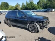 ✅ 2022 Volkswagen Tiguan S • VIN: 3VV0B7AX9NM054563 • Lot: 65988455. Wystawiony na Copart z przebiegiem 97 281 mil. Bezpłatny archiwum sprzedaży aukcyjnych z USA i szczegółowy raport historii pojazdu na DreamBid. Zdjęcie 4.