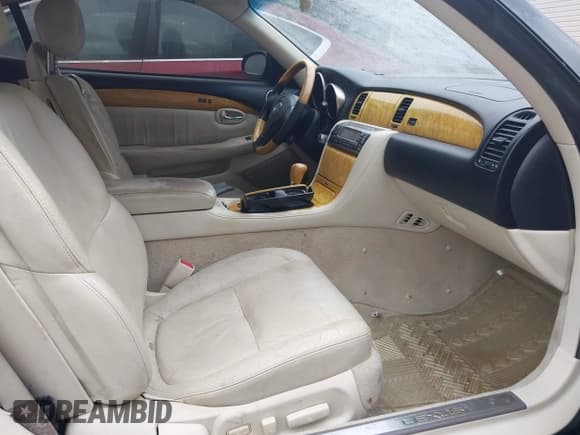 ✅ 2003 Lexus SC 430 • VIN: JTHFN48Y230042315 • Lot: 42851624. Listed on IAAI with 160,956 mi. Free auction sales archive from the USA and detailed vehicle history report at DreamBid. Image 5.