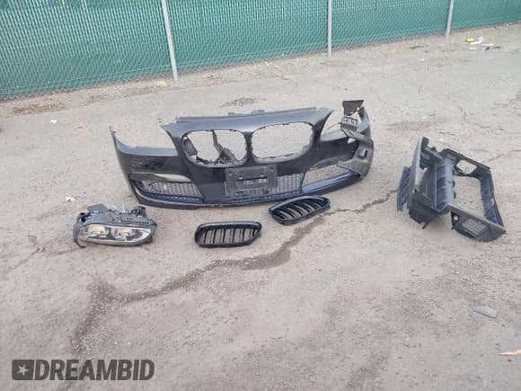 ✅ 2015 BMW 7 Series 750i xDrive • VIN: WBAYB6C56FG299238 • Lot: 41441393. Listed on IAAI with 62,396 mi. Free auction sales archive from the USA and detailed vehicle history report at DreamBid. Image 12.