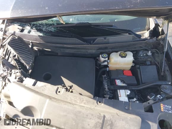 ✅ 2021 Chevrolet Traverse LT Cloth • VIN: 1GNERGKW7MJ236528 • Lot: 43406533. Wystawiony na IAAI z przebiegiem 59 484 mil. Bezpłatny archiwum sprzedaży aukcyjnych z USA i szczegółowy raport historii pojazdu na DreamBid. Zdjęcie 10.