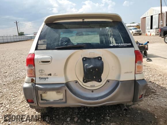 ✅ 2001 Toyota RAV4 • VIN: JTEHH20V010074843 • Лот: 80165735. Опубликован ранее на Copart с пробегом 226 777 миль. Бесплатный доступ к архиву аукционных продаж из США и подробный отчёт об истории автомобиля на DreamBid. Изображение 6.