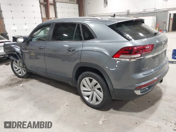 ✅ 2022 Volkswagen Atlas SE • VIN: 1V2KE2CA1NC206765 • Лот: 41876747. Опубликован ранее на IAAI с пробегом 83 304 миль. Бесплатный доступ к архиву аукционных продаж из США и подробный отчёт об истории автомобиля на DreamBid. Изображение 3.