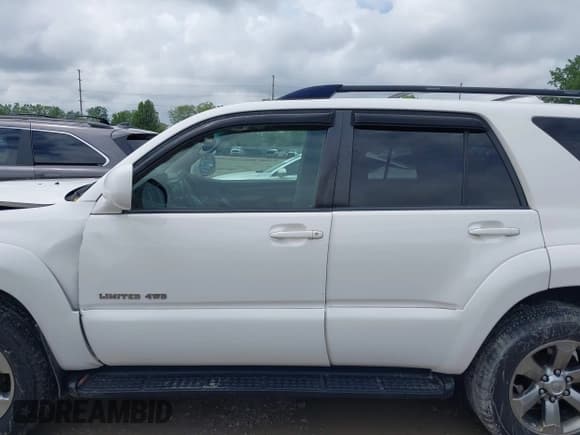 ✅ 2007 Toyota 4Runner Limited • VIN: JTEBT17R070066435 • Lot: 42257816. Wystawiony na IAAI z przebiegiem 340 378 mil. Bezpłatny archiwum sprzedaży aukcyjnych z USA i szczegółowy raport historii pojazdu na DreamBid. Zdjęcie 15.