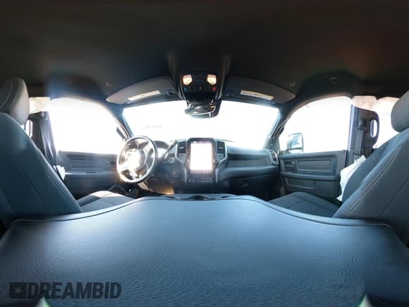 ✅ 2025 Ram 2500 Tradesman • VIN: 3C6UR5CJ0SG568957 • Lot: 43212543. Listed on IAAI with 2,774 mi. Free auction sales archive from the USA and detailed vehicle history report at DreamBid. Image 20.