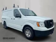 ✅ 2020 Nissan NV Cargo SV • VIN: 1N6BF0KM3LN801470 • Лот: 92719195. Опубликован ранее на Copart с пробегом 141 919 миль. Бесплатный доступ к архиву аукционных продаж из США и подробный отчёт об истории автомобиля на DreamBid. Изображение 1.