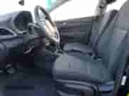 2019 Hyundai Accent SE z VIN 3KPC24A3XKE057713, wystawiony jako Copart lot #75178533 z przebiegiem 116 050 mil mil oraz . Historia ofert i sprzedaży dostępna na DreamBid. Obrazek 7.