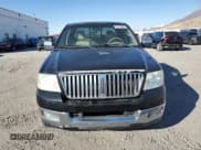 ✅ 2006 Lincoln Mark LT • VIN: 5LTPW18516FJ06740 • Lot: 43121425. Wystawiony na Copart z przebiegiem 218 606 mil. Bezpłatny archiwum sprzedaży aukcyjnych z USA i szczegółowy raport historii pojazdu na DreamBid. Zdjęcie 5.