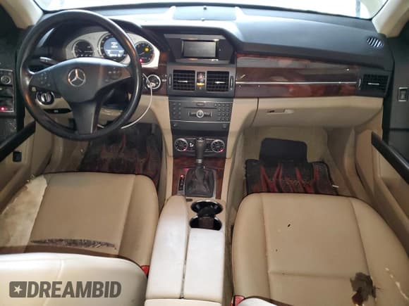 ✅ 2011 Mercedes-Benz GLK 350 • VIN: WDCGG8HB9BF686242 • Лот: 85413775. Опубликован ранее на Copart с пробегом 188 673 миль. Бесплатный доступ к архиву аукционных продаж из США и подробный отчёт об истории автомобиля на DreamBid. Изображение 8.