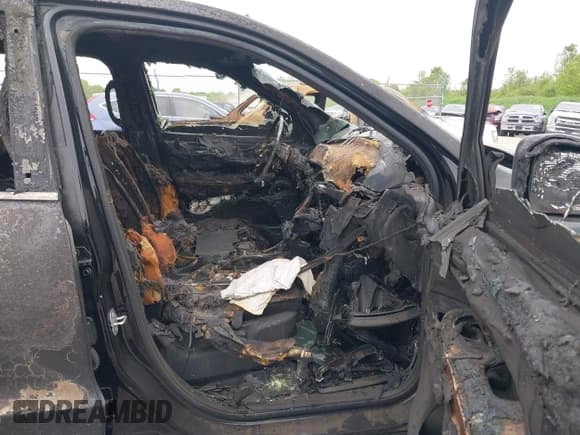 ✅ 2019 Dodge Durango GT Plus • VIN: 1C4RDJDG7KC692641 • Lot: 42346970. Listed on IAAI with Not provided. Free auction sales archive from the USA and detailed vehicle history report at DreamBid. Image 5.