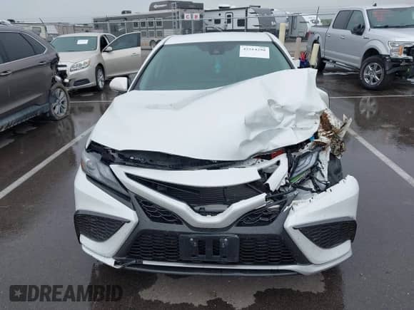 2022 Toyota Camry XSE with VIN 4T1K61BK7NU057643, listed as a IAAI auction lot 42514298 with 50,526 mi miles and . Bid and sale history available at DreamBid. Image 12.