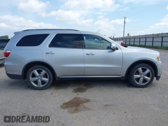 ✅ 2013 Dodge Durango Citadel • VIN: 1C4SDHET1DC632718 • Lot: 42790810. Listed on IAAI with 205,863 mi. Free auction sales archive from the USA and detailed vehicle history report at DreamBid. Image 13.