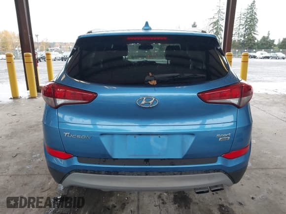 ✅ 2018 Hyundai Tucson Sport • VIN: KM8J3CAL6JU738770 • Lot: 43681721. Listed on IAAI with 64,412 mi. Free auction sales archive from the USA and detailed vehicle history report at DreamBid. Image 17.