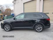 ✅ 2017 Hyundai Santa Fe SE • VIN: KM8SMDHF2HU236582 • Lot: 43593810. Wystawiony na IAAI z przebiegiem 193 175 mil. Bezpłatny archiwum sprzedaży aukcyjnych z USA i szczegółowy raport historii pojazdu na DreamBid. Zdjęcie 14.