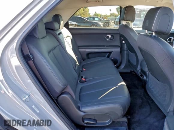 ✅ 2023 Hyundai Ioniq 5 SEL • VIN: KM8KN4AE8PU172562 • Lot: 94503485. Listed on Copart with 26,023 mi. Free auction sales archive from the USA and detailed vehicle history report at DreamBid. Image 11.