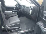 ✅ 2019 Chevrolet Silverado 1500 LT • VIN: 2GCVKPEC4K1177671 • Lot: 43462640. Wystawiony na IAAI z przebiegiem 52 632 mil. Bezpłatny archiwum sprzedaży aukcyjnych z USA i szczegółowy raport historii pojazdu na DreamBid. Zdjęcie 5.