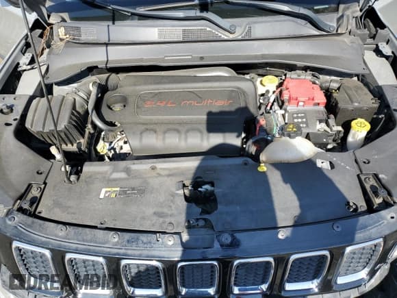 ✅ 2021 Jeep Compass Limited • VIN: 3C4NJCCB5MT559344 • Lot: 43022105. Wystawiony na Copart z przebiegiem 78 274 mil. Bezpłatny archiwum sprzedaży aukcyjnych z USA i szczegółowy raport historii pojazdu na DreamBid. Zdjęcie 12.